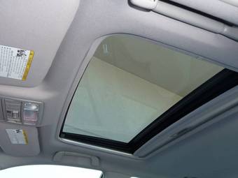 2010 Toyota Camry Pics