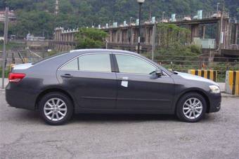 2010 Toyota Camry Pictures
