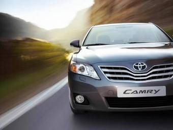 2010 Toyota Camry Wallpapers