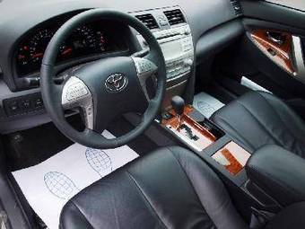2010 Toyota Camry Wallpapers