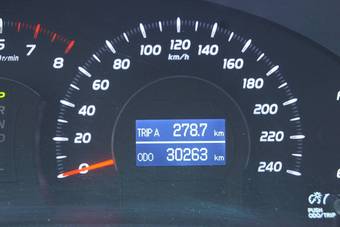 2010 Toyota Camry Pictures