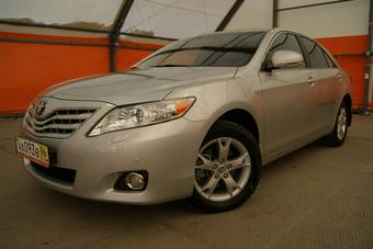 2010 Toyota Camry Photos