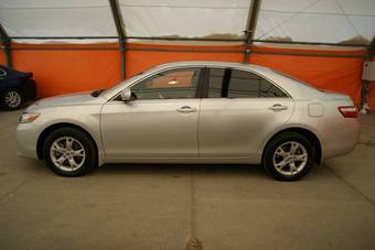 2010 Toyota Camry Photos