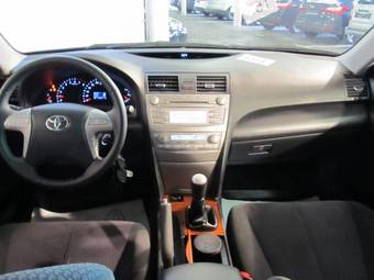 2010 Toyota Camry Pictures