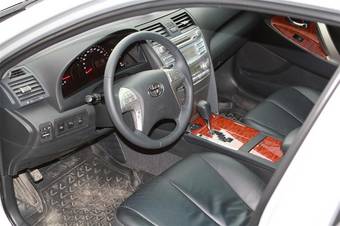 2010 Toyota Camry Pictures