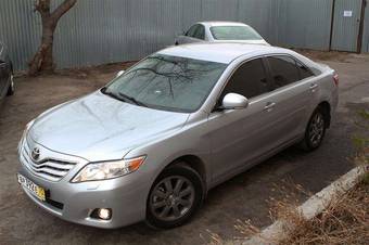 2010 Toyota Camry Photos