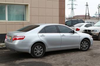 2010 Toyota Camry Wallpapers