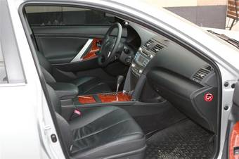 2010 Toyota Camry Pics