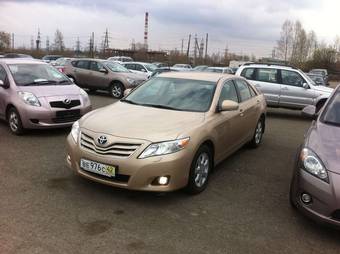 2010 Toyota Camry Photos