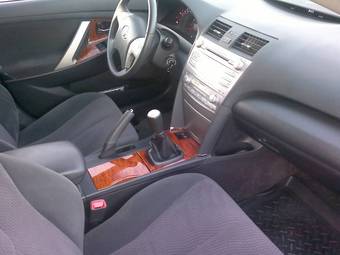 2010 Toyota Camry Pictures