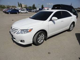 2011 Toyota Camry Pictures