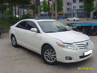 2011 Toyota Camry Pictures