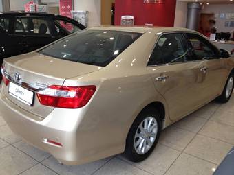 2012 Toyota Camry Photos