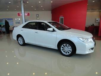 2012 Toyota Camry Pictures
