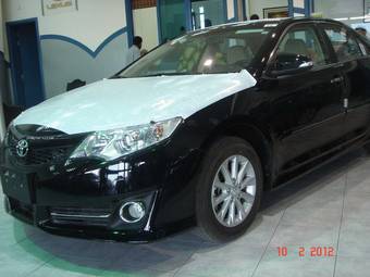 2012 Toyota Camry Pictures