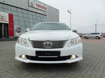 2012 Toyota Camry Photos