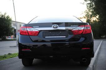 2012 Toyota Camry Pictures