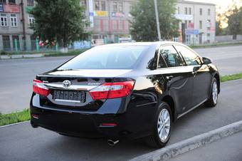 2012 Toyota Camry Pictures