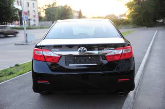 2012 Toyota Camry Pics