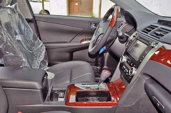 2012 Toyota Camry Photos