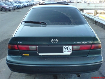 Toyota Camry Gracia