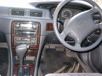 Toyota Camry Gracia