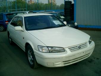 1998 Toyota Camry Gracia Photos