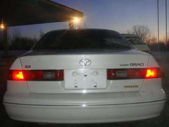 Toyota Camry Gracia