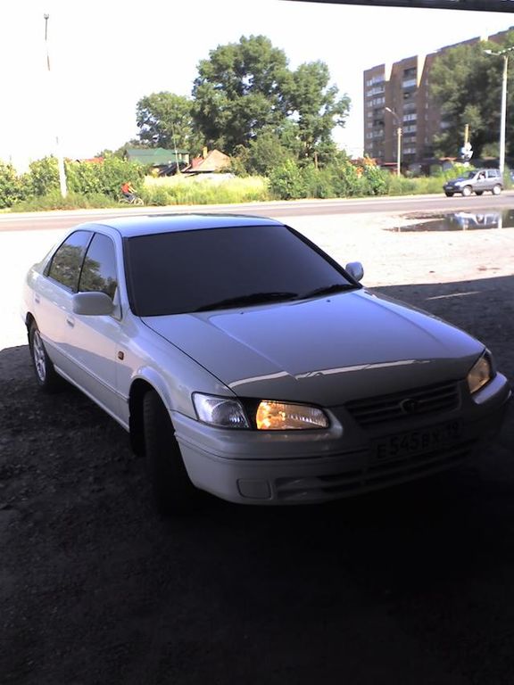 1999 Toyota Camry Gracia