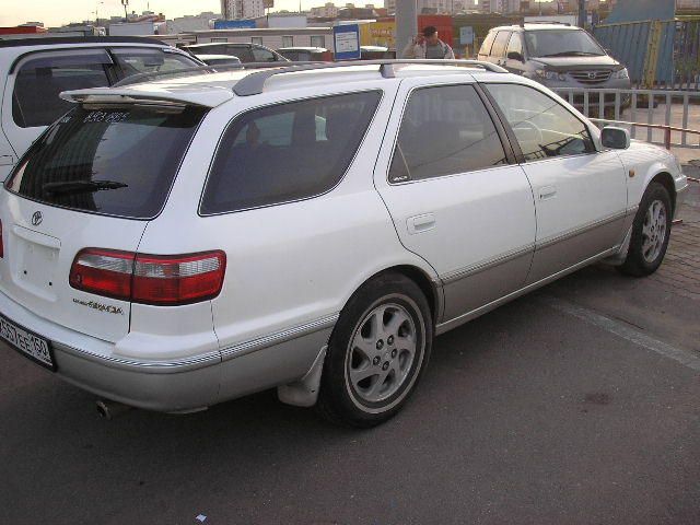 1999 Toyota Camry Gracia