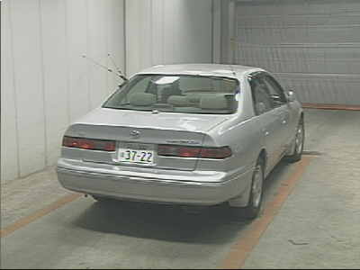 1999 Toyota Camry Gracia Photos