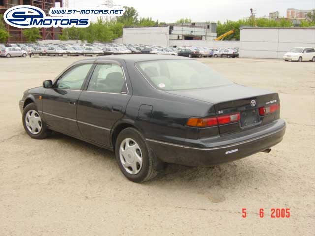 1999 Toyota Camry Gracia Pictures