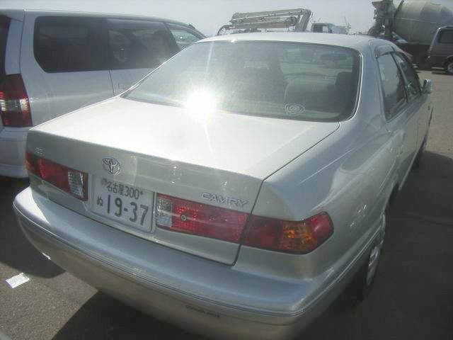1999 Toyota Camry Gracia Photos