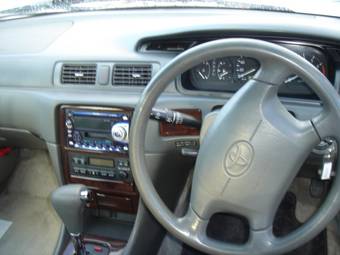 1999 Toyota Camry Gracia Pictures