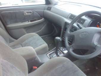 1999 Toyota Camry Gracia Pictures