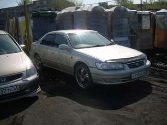 1999 Toyota Camry Gracia Photos
