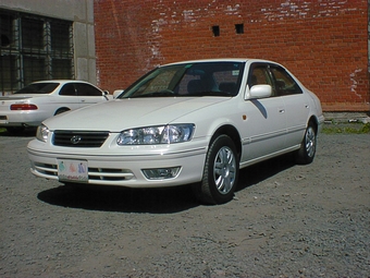 2000 Toyota Camry Gracia