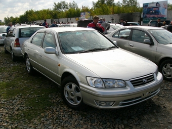 2000 Toyota Camry Gracia