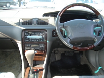 2000 Camry Gracia