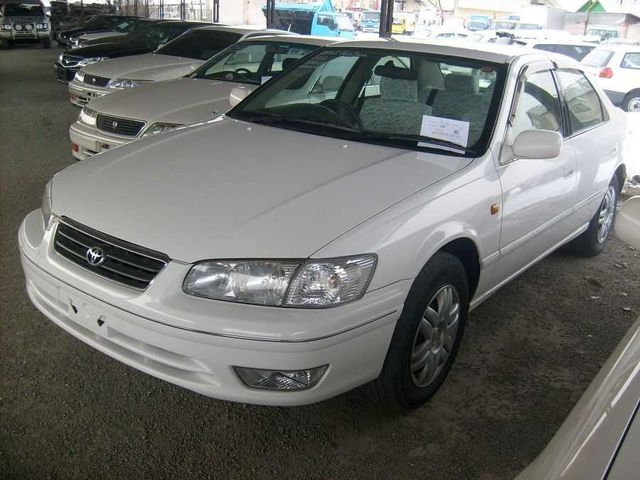 2000 Toyota Camry Gracia