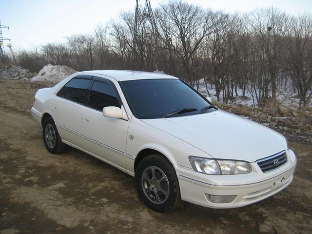 2000 Toyota Camry Gracia