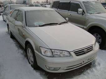 2000 Camry Gracia