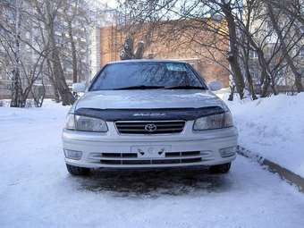 Toyota Camry Gracia