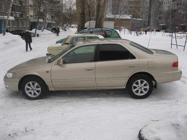 2000 Toyota Camry Gracia