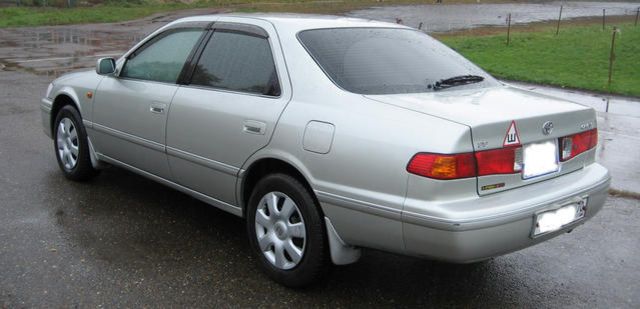 2000 Toyota Camry Gracia