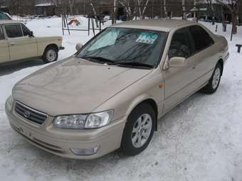 2000 Camry Gracia