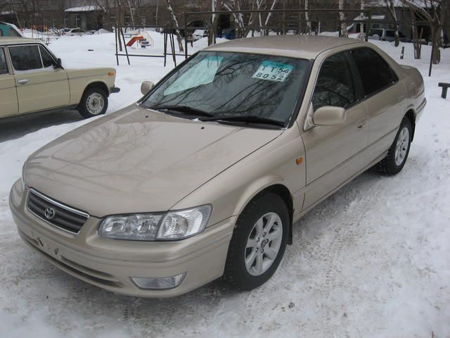 2000 Toyota Camry Gracia