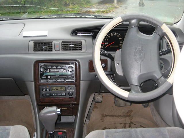 2000 Toyota Camry Gracia