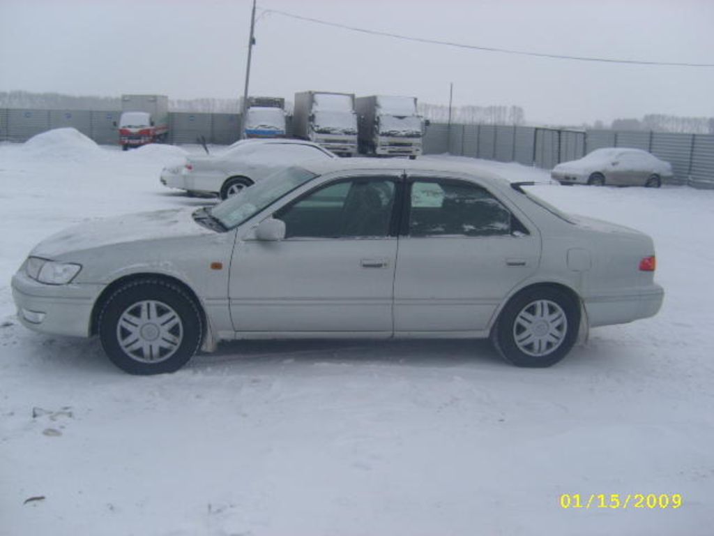 2000 Toyota Camry Gracia