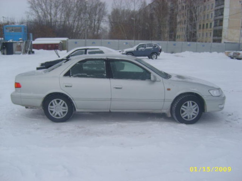 2000 Toyota Camry Gracia